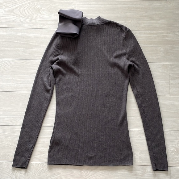 Ted Baker London Grey Cashmere Blend Knit Top w/ Shoulder Bow - Picture 9 of 13